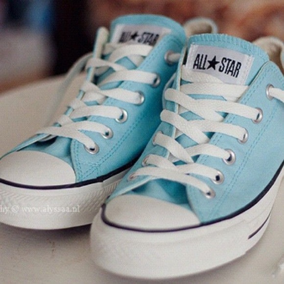 sky blue converse shoes